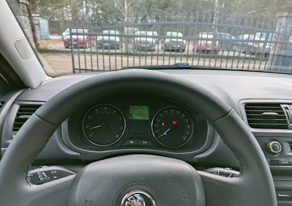 Skoda Fabia cena 18500 przebieg: 193000, rok produkcji 2013 z Warka małe 529